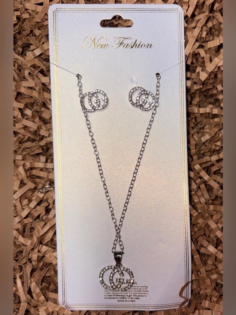 Women's GG Fashion 
Earrings/Necklace Set